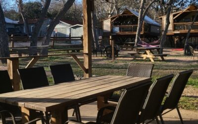 Seguin Glamping: Waterfront Treehouses & Safari Cabins